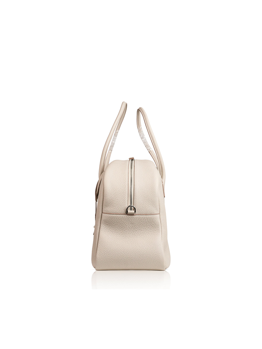 LUMA 46 - Meringue side view