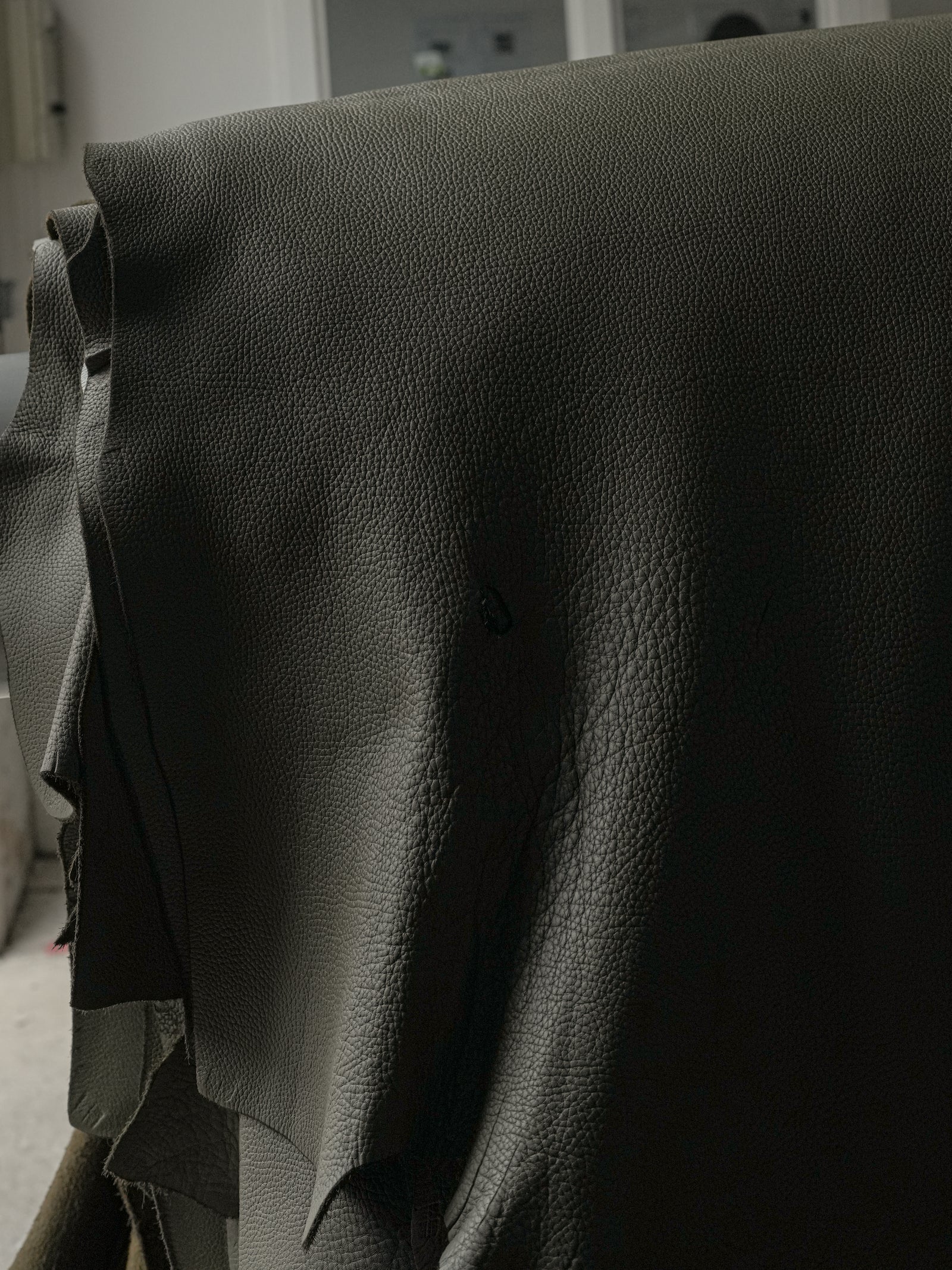 Black Lagun Taurillon leather